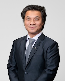 Justin - CEO - Manulife Cambodia